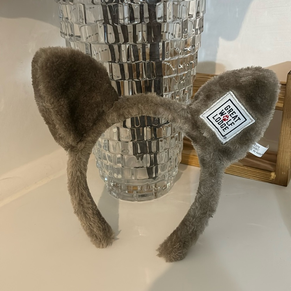 Great Wolf Lodge Brown Wolf Ears Headband, Fuzzy Fun Halloween Costume Accessory